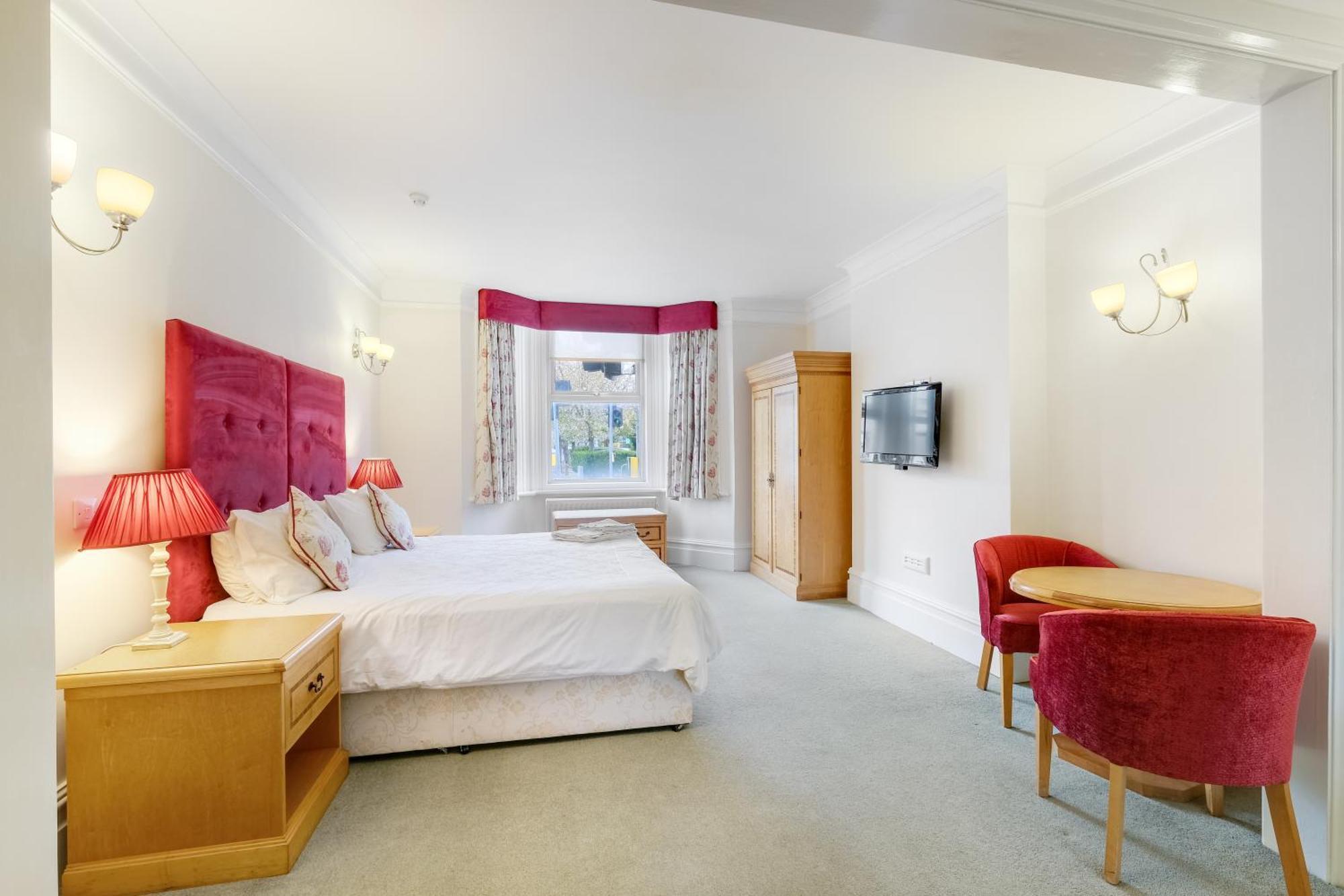 Charles House - Windsor Castle Hotel Ngoại thất bức ảnh