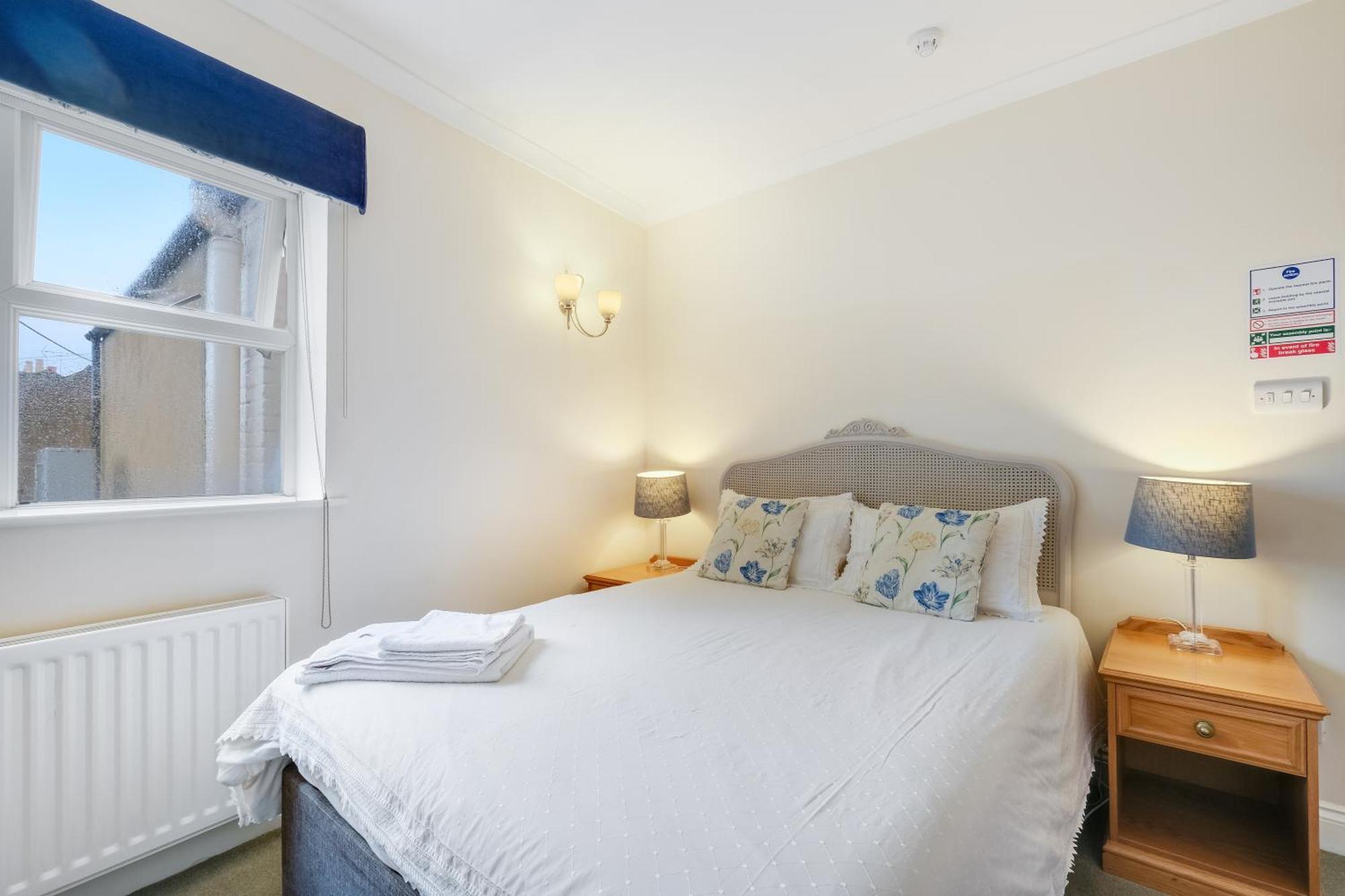 Charles House - Windsor Castle Hotel Ngoại thất bức ảnh
